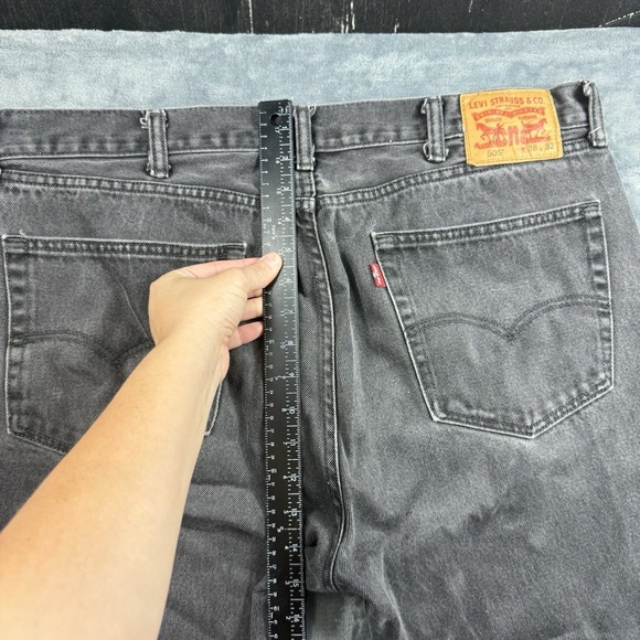 Levi's Men's 31 505 Straight Black Jeans Denim Jeans Size 38x32 Worn In - Picture 12 of 12